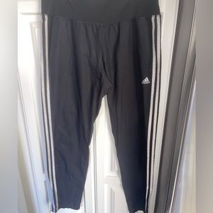 Adidas climate athletic pants sz‎ M